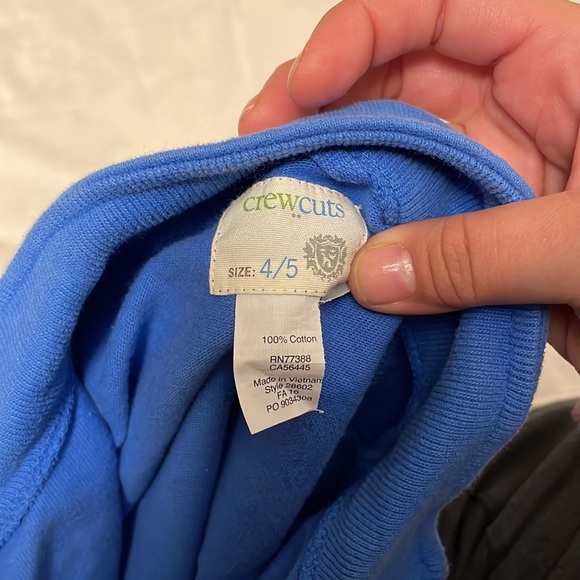 J. Crew Crewcuts boys pullover half zip sweatshirt. Blue. Size 4/5. - Picture 4 of 5